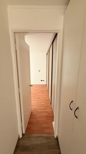 DEPARTAMENTO FRENTE MALL TOBALABA 3D 1B