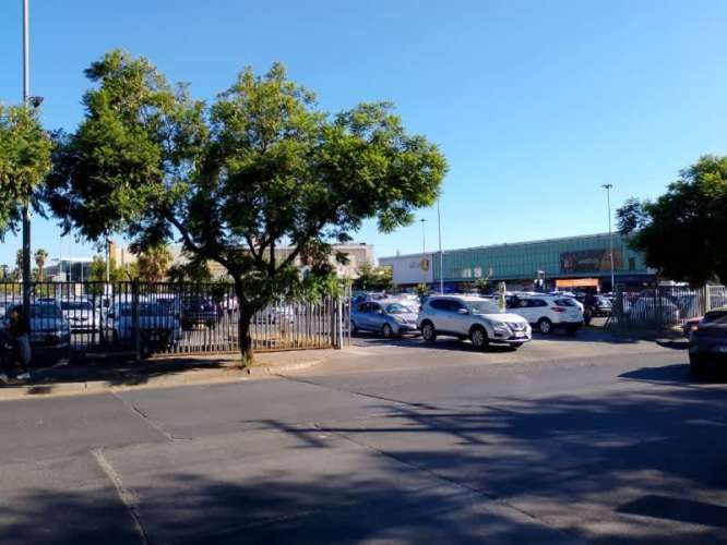 DEPARTAMENTO FRENTE MALL TOBALABA 3D 1B