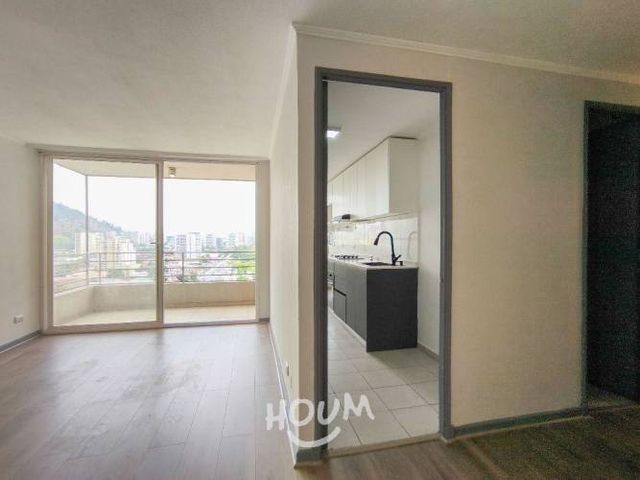 Departamento en Avenida Recoleta