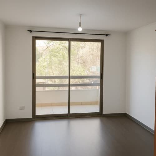 LIRA REMODELADO CON TERRAZA.