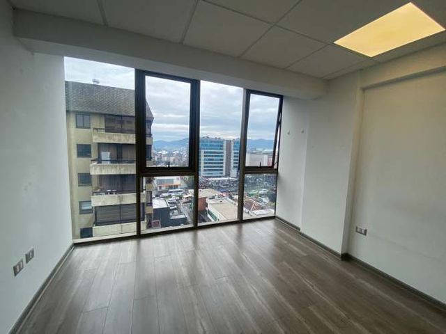 OFICINA HOCHSTETTER EDIFICIO UNO-K