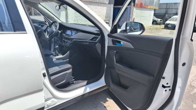 CHANGAN CS35 PLUS LUXURY MT BLANCO AÑO 2024