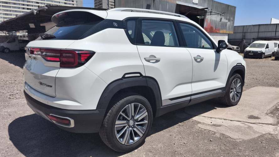CHANGAN CS35 PLUS LUXURY MT BLANCO AÑO 2024