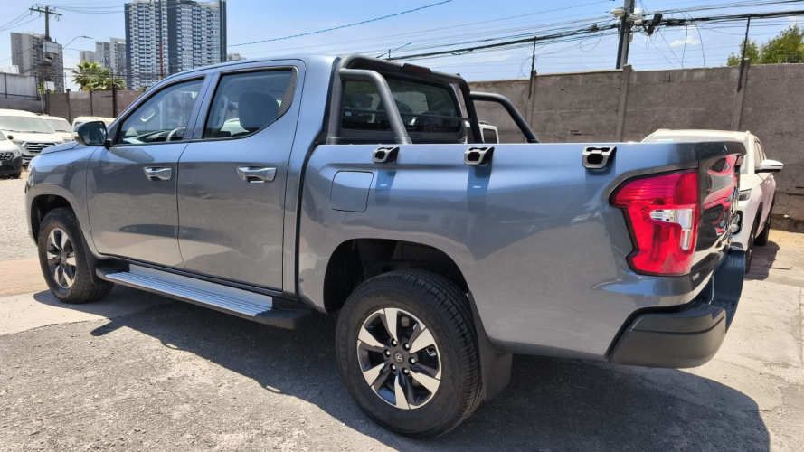 CHANGAN HUNTER MT GRIS AÑO 2024