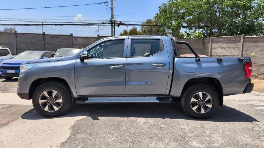 CHANGAN HUNTER MT GRIS AÑO 2024