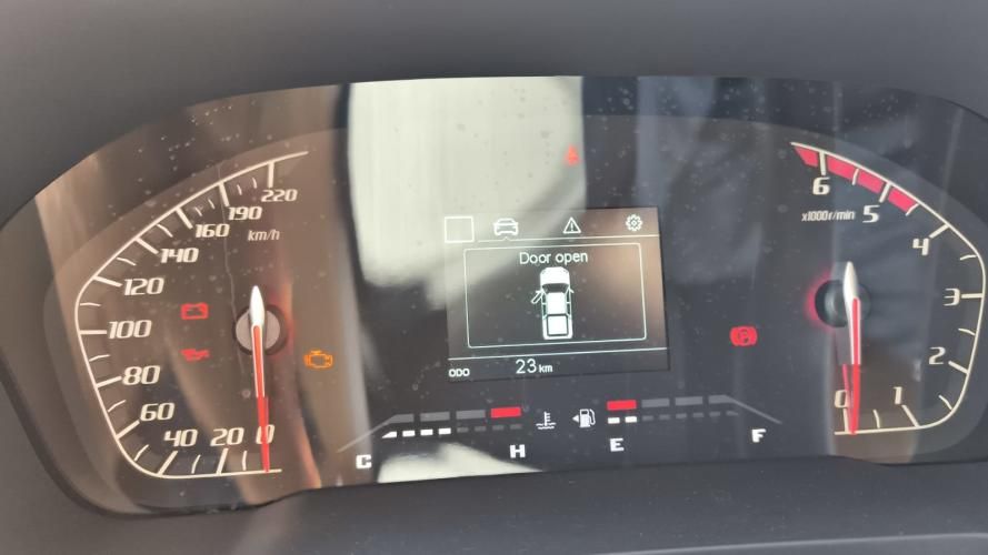 CHANGAN HUNTER MT GRIS AÑO 2024