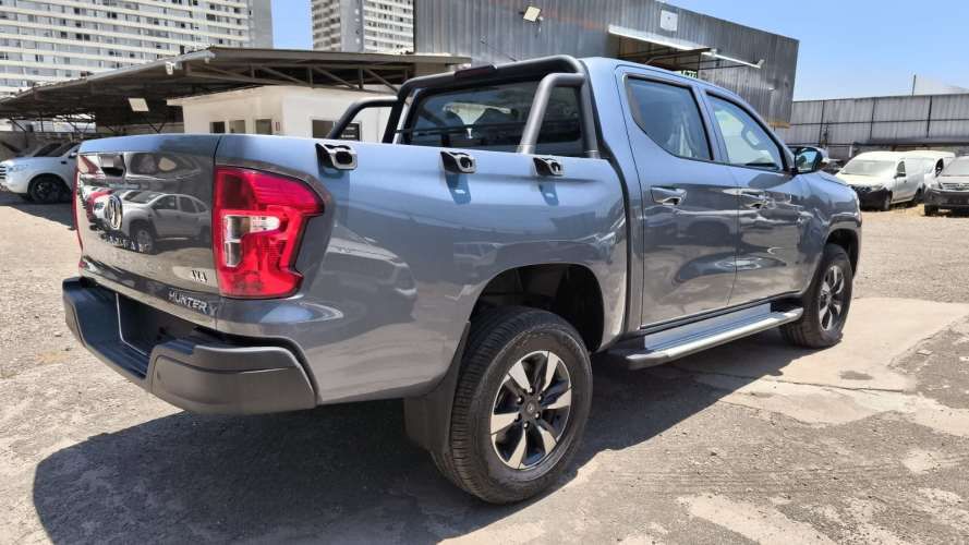 CHANGAN HUNTER MT GRIS AÑO 2024