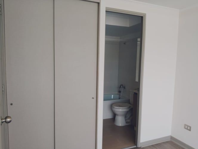 Se arrienda depto 1D+1B en Santiago Centro, cerca a metro Cumming.