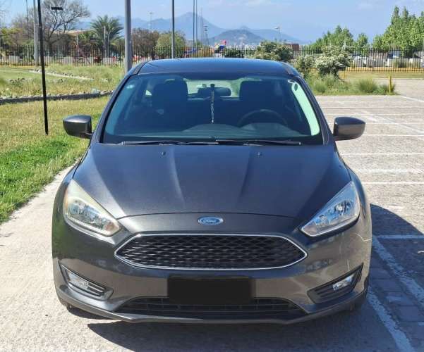 FORD FOCUS 2019 IMPECABLE 40.000 KM. AUTOMATICO 1 DUEÑO.