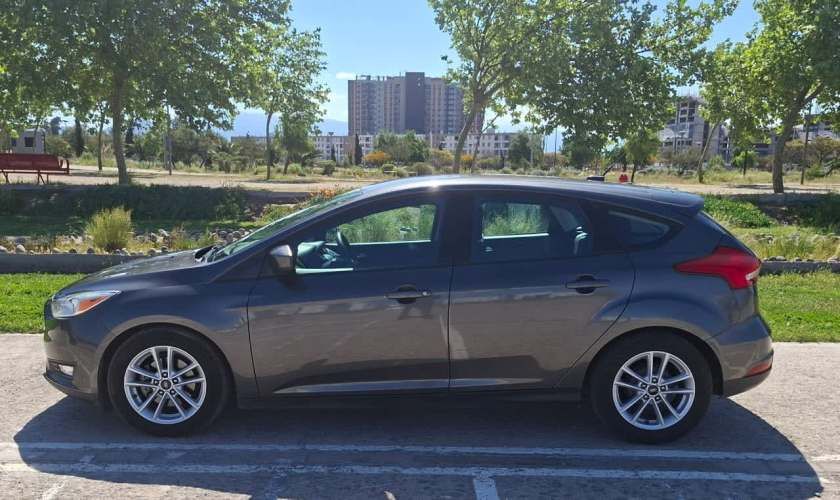 FORD FOCUS 2019 IMPECABLE 40.000 KM. AUTOMATICO 1 DUEÑO.