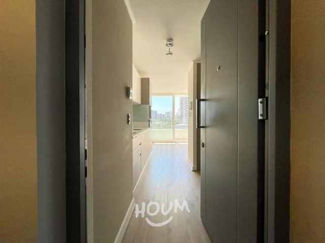 Departamento en Avenida María Rozas Velásquez