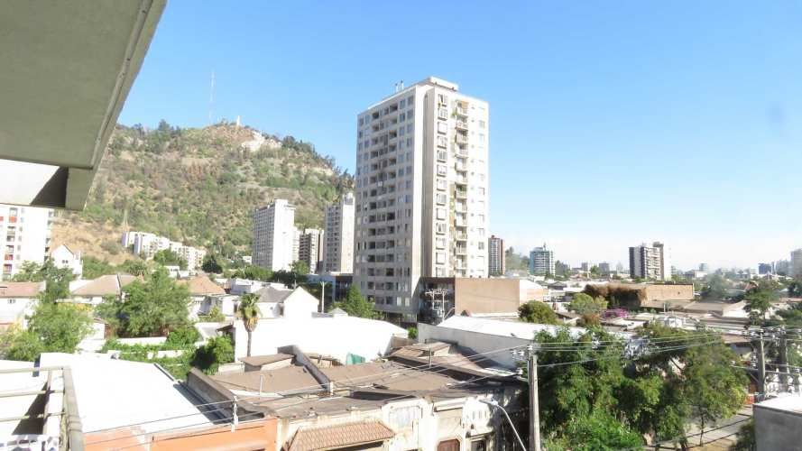 Precioso Depto. Con Vista Al Cerro San Cristóbal