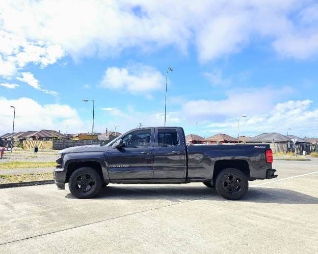 Chevrolet New Silverado Z71 Full 2017 4x4 AT 5.3