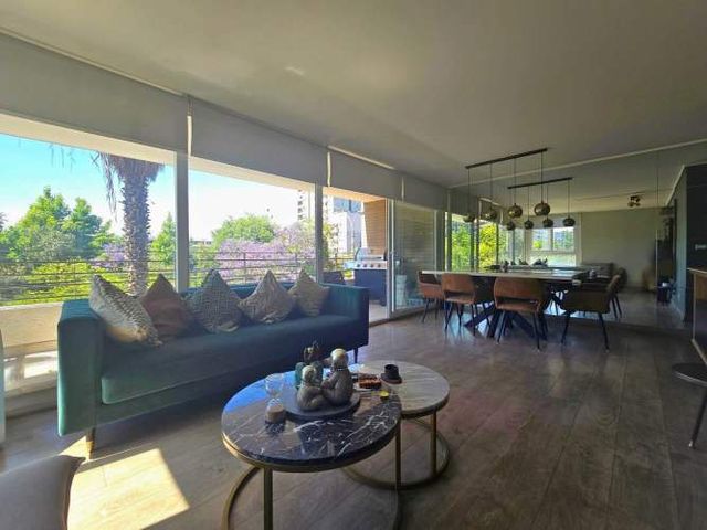 3 D / 2 B + 2 Estac y bodega.  (134712)