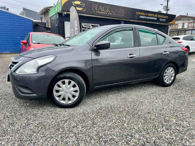 Nissan versa 2017