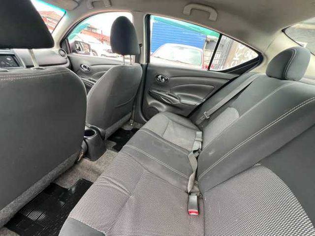 Nissan versa 2017