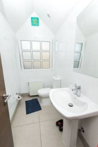 EXCLUSIVO DEPARTAMENTO EN CONDOMINIO CASONAS PATAGONIA VIRGIN, FRUTILLAR, 4D + 4B + SALA ESTAR + TERRAZA.