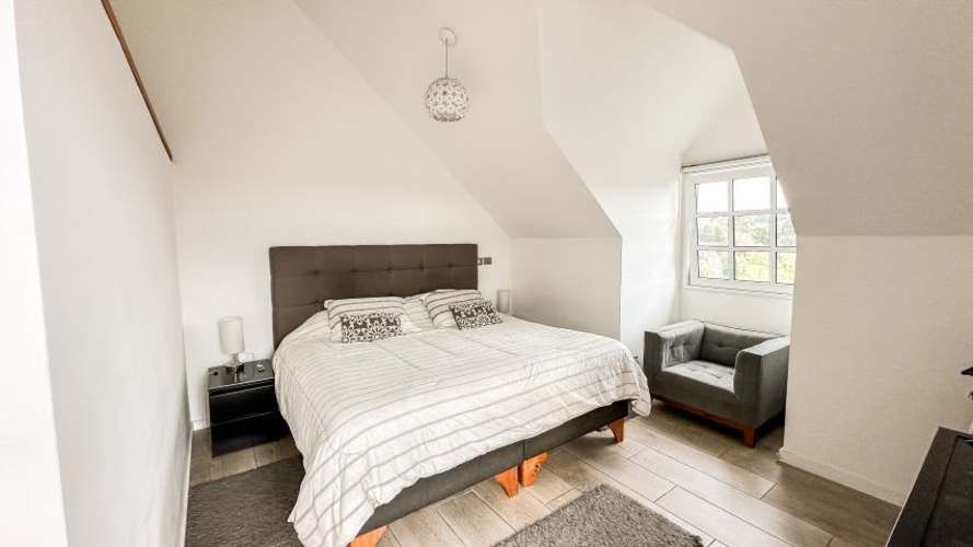 EXCLUSIVO DEPARTAMENTO EN CONDOMINIO CASONAS PATAGONIA VIRGIN, FRUTILLAR, 4D + 4B + SALA ESTAR + TERRAZA.