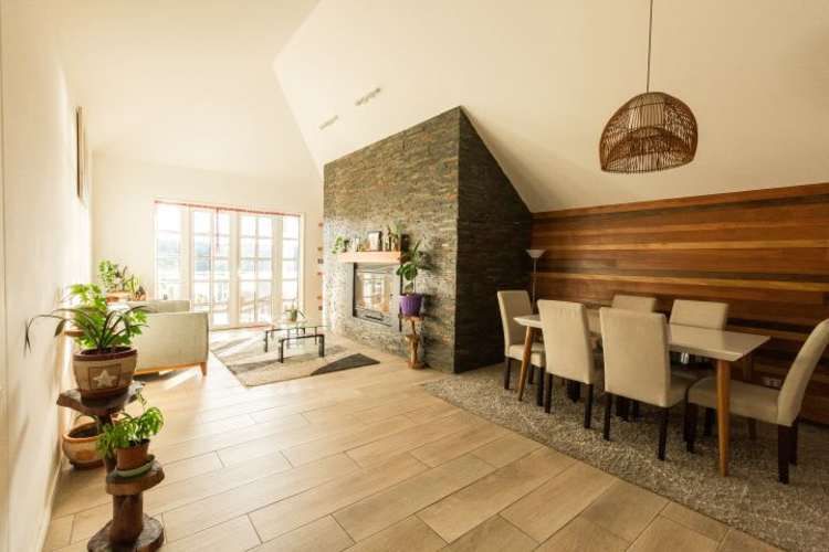 EXCLUSIVO DEPARTAMENTO EN CONDOMINIO CASONAS PATAGONIA VIRGIN, FRUTILLAR, 4D + 4B + SALA ESTAR + TERRAZA.