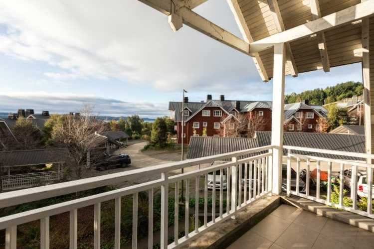 EXCLUSIVO DEPARTAMENTO EN CONDOMINIO CASONAS PATAGONIA VIRGIN, FRUTILLAR, 4D + 4B + SALA ESTAR + TERRAZA.