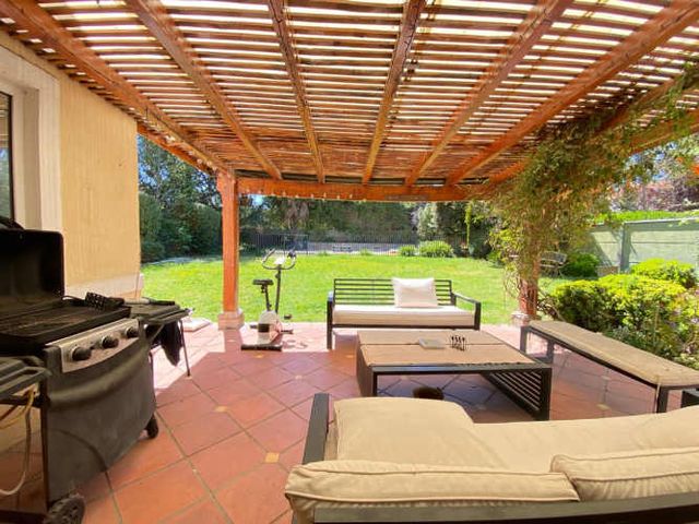 COLEGIO SAN JOSE, VERBO DIVINO, PEDREGALES, SAN ANSELMO, ALEMAN, PIONEROS, ETC.