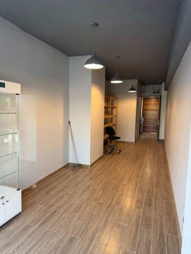 ARRIENDO OFICINA MODERNA EN EDIFICIO DA VINCI, PUERTAS DE CHICUREO