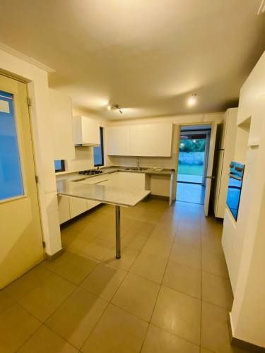 CONECTIVIDAD A SANTIAGO, CARRETERA SAN MARTIN, RUTA 5 Y AUTOPISTA NOR ORIENTE