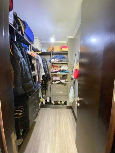 VENTA CASA MEDITERRÁNEA EN CONDOMINIO DE CHICUREO, 3D + 3B + PIEZA SERVICIO + TERRAZA + QUINCHO + PISCINA, AL LADO DEL COLEGIO SAN ANSELMO