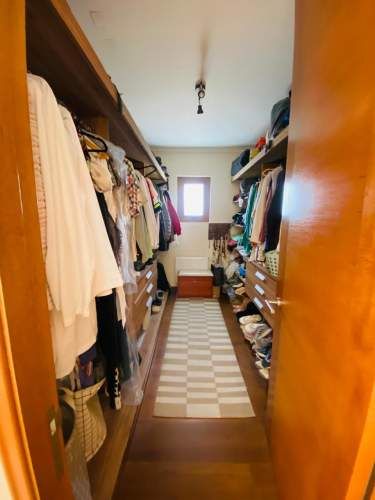 CASA CHILENA 1 PISO A PASOS COLEGIO PEDREGALES, 3D + 3B + Escritorio + P. Servicio + Piscina + Quincho