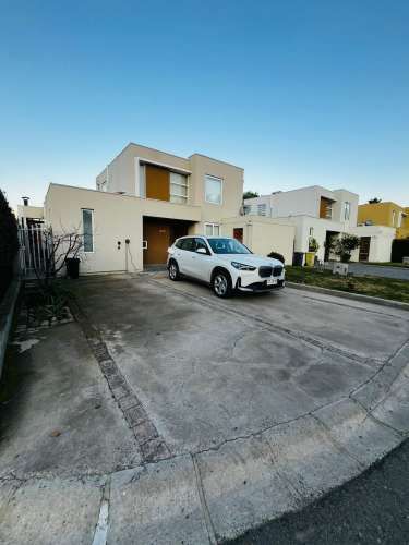 VENTA CASA MEDITERRANEA SANTA ELENA DE CHICUREO