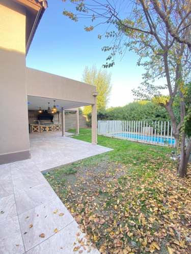 CERCANO A COLEGIO HIGHLANDS, CABO DE HORNOS