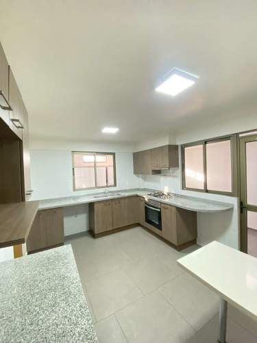 CERCANO A COLEGIO HIGHLANDS, CABO DE HORNOS