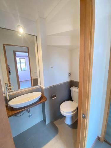 CERCANO A COLEGIO HIGHLANDS, CABO DE HORNOS