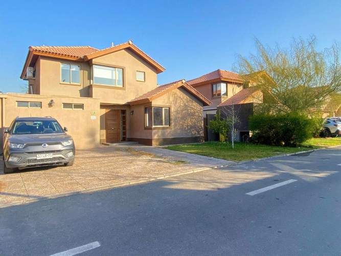 CERCANO A COLEGIO HIGHLANDS, CABO DE HORNOS