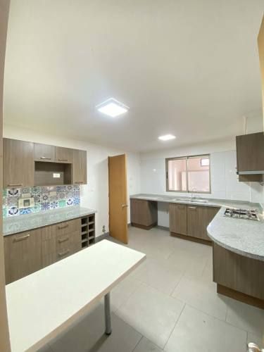 CERCANO A COLEGIO HIGHLANDS, CABO DE HORNOS