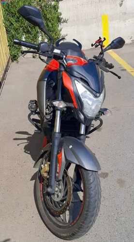 Pulsar 200NSFI Por no uso.