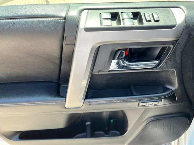 TOYOTA 4RUNNER LIMITED 6211 - 2014 | 172