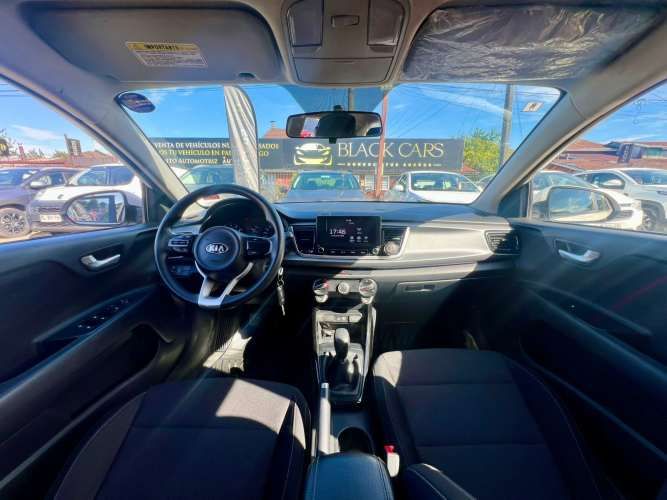 KIA RIO 5 2020