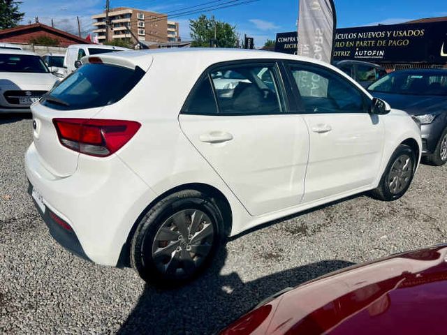 KIA RIO 5 2020
