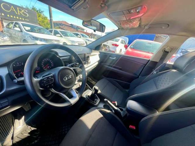 KIA RIO 5 2020