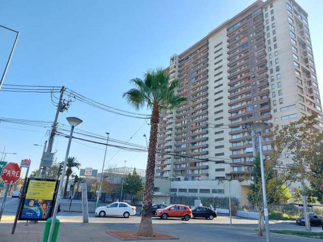 METRO BELLAVISTA DE LA FLORIDA Y METRO VICUÑA MACKENNA