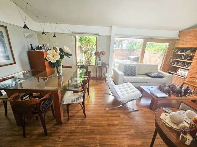 EXCELENTE CASA 4D 3B REMODELADA