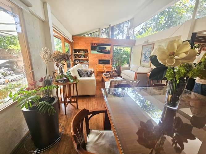 EXCELENTE CASA 4D 3B REMODELADA