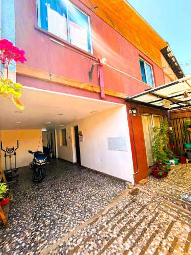 GRAN OPORTUNIDAD CASA ESPACIOSA Y SEGURA EN HUECHURABA