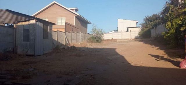 CRISOL ARRIENDA CASA CON ENORME PATIO, TRONCAL SUR