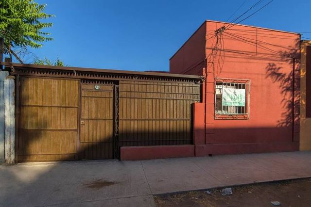 CASA SOLIDA CON AMPLIO TERRENO 407 MTS2 / QUINTA NORMAL