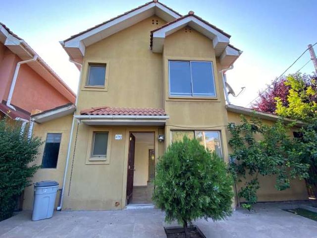 CASA EN LOS PRADOS DE SAN BERNARDO