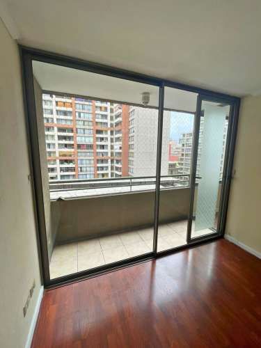 MODERNO DEPARTAMENTO EN EL MEJOR SECTOR DE SANTIAGO CENTRO