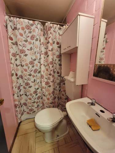 SE VENDE AMPLIA CASA LO MARQUEZ, PEÑAFLOR