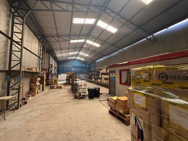 Arriendo Local - Galpón Comercial